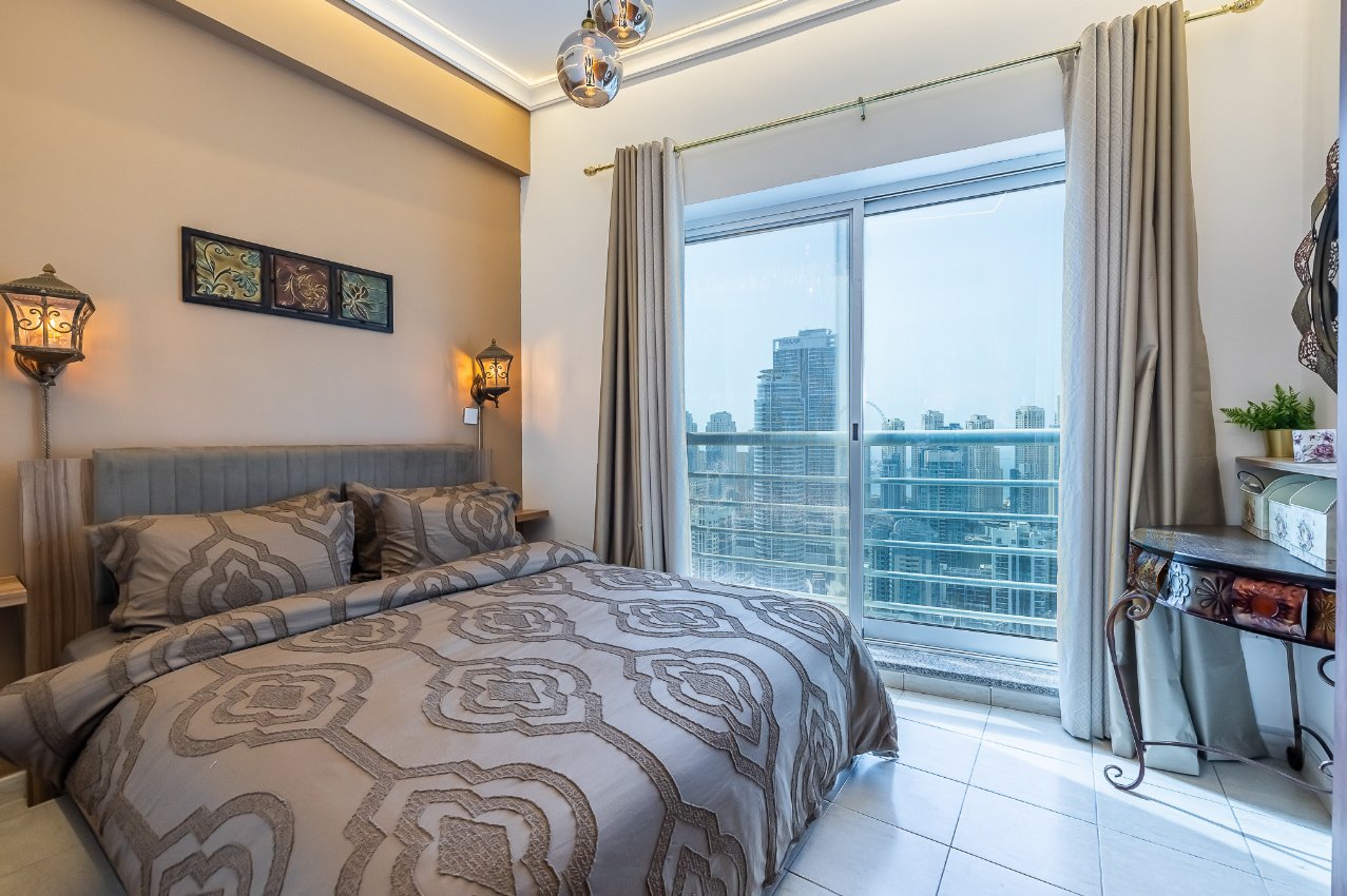 Close to metro | Bills included | Water and City View